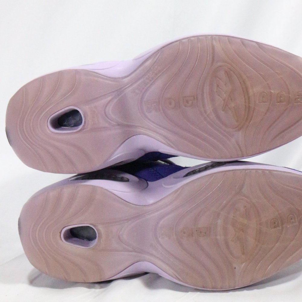 REEBOK Question Mid Ghost Of Christmas Future Pair - Picture 12 of 14